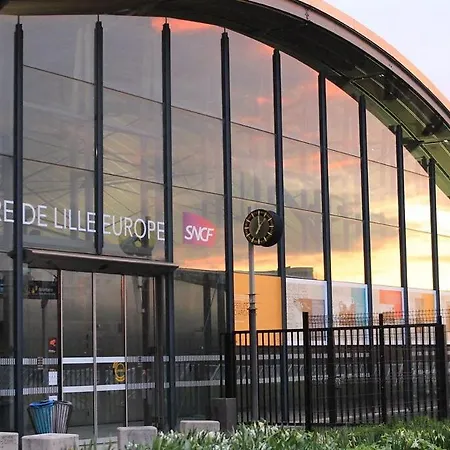 Center Bright And Functional Appartement